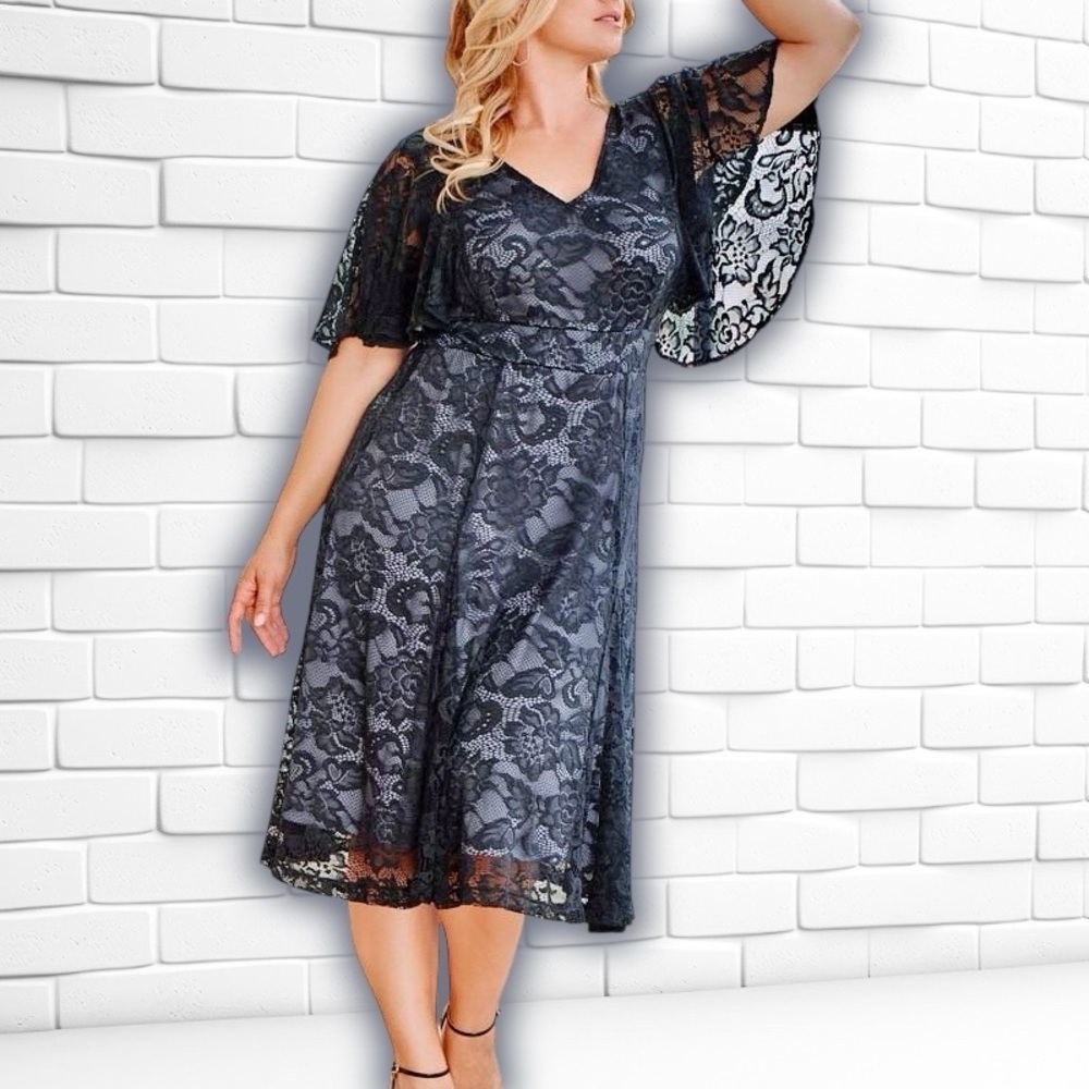 NWT Kiyonna ‘Camille Lace Cocktail Dress’ in “Storm Grey” Size 0X